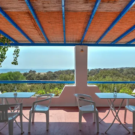 Skarmoutsos Maison d'hôtes Plage d'Aliko