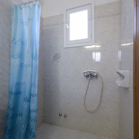 Skarmoutsos Plage d'Aliko