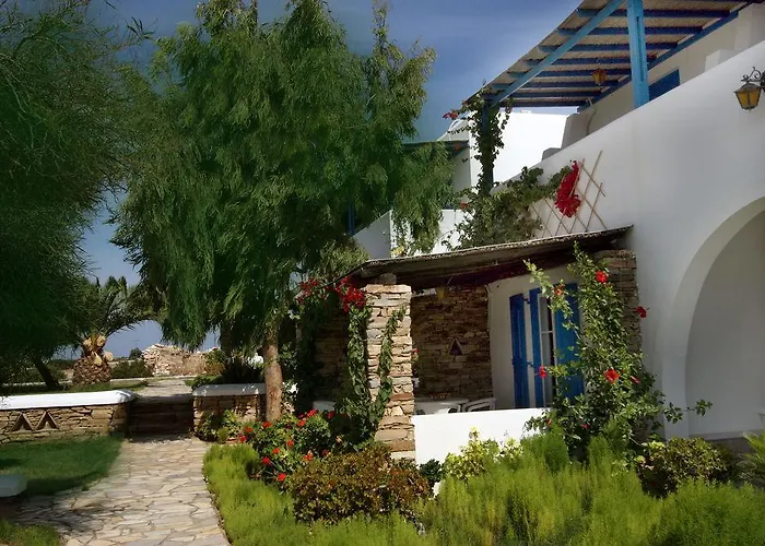 Skarmoutsos 招待所 3*