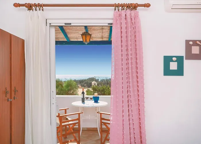 Skarmoutsos 阿里克海滩