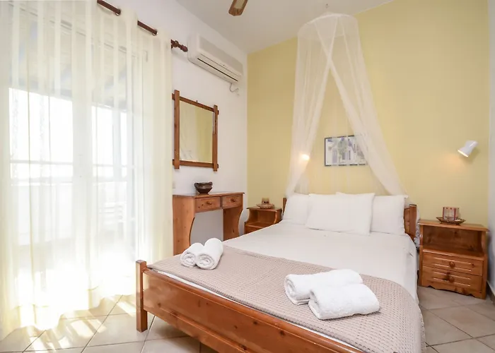 Skarmoutsos 阿里克海滩