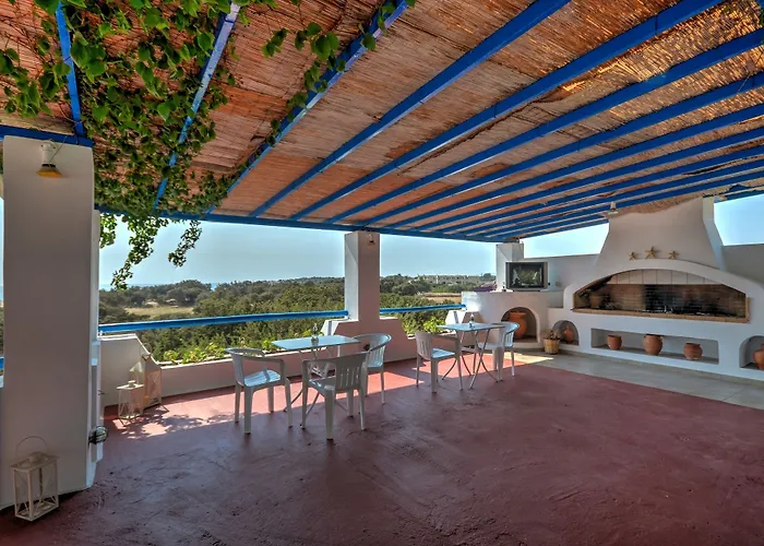 招待所 Skarmoutsos 3*